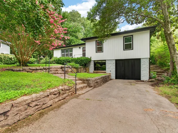 703 East Dr, Danville, KY 40422