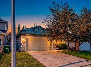 236 Covepark Close NE, Calgary, AB T3K5R3