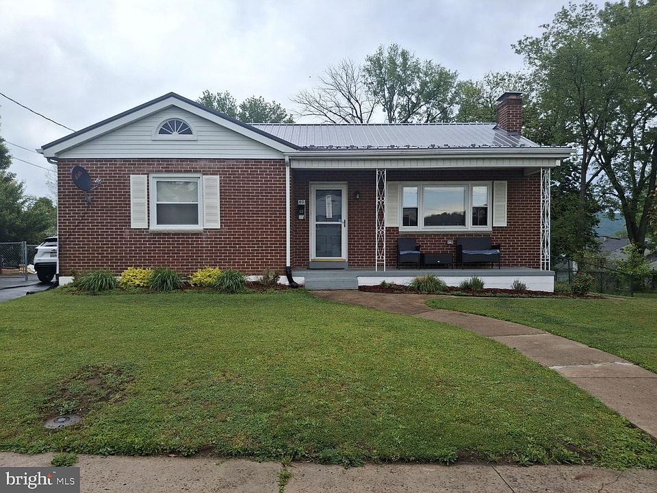 1st image of 40 Memorial Ave
