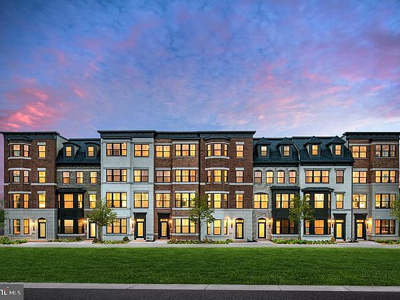 2nd image of 116 Market Sq NW Lot B