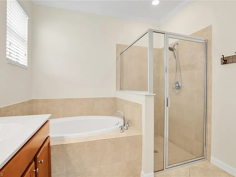 13546 Messino Ct — Photo 20