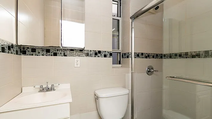 Rented by Nooklyn NYC LLC | media 10