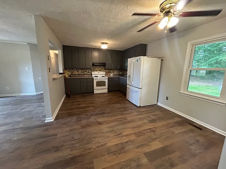 246 Shiloh Rd — Photo 5