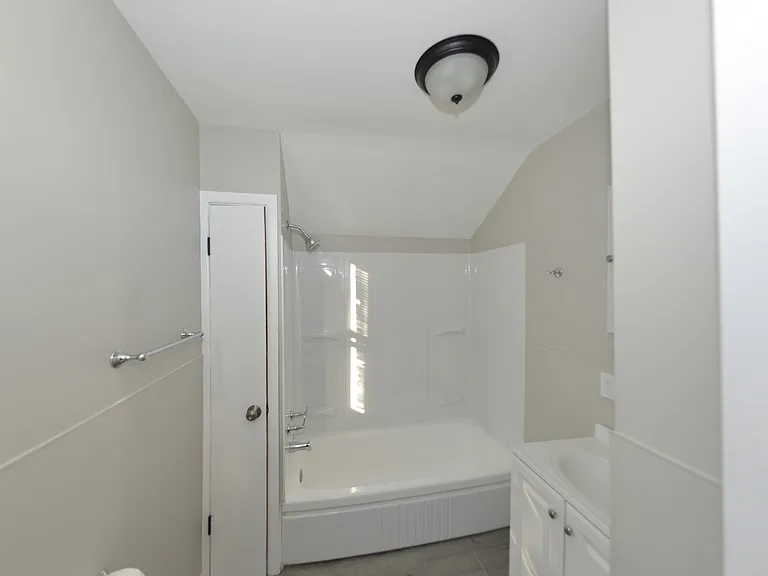 1517 Waverly St #A — Photo 14