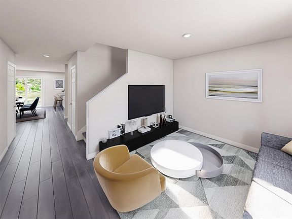 4th image of 3901 Northridge Rd