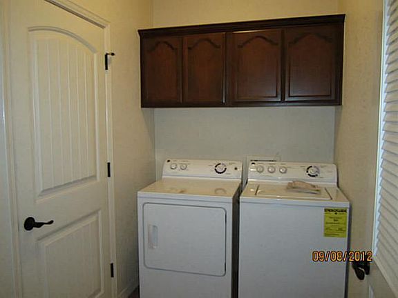 5th image of 14227 English Point Ave