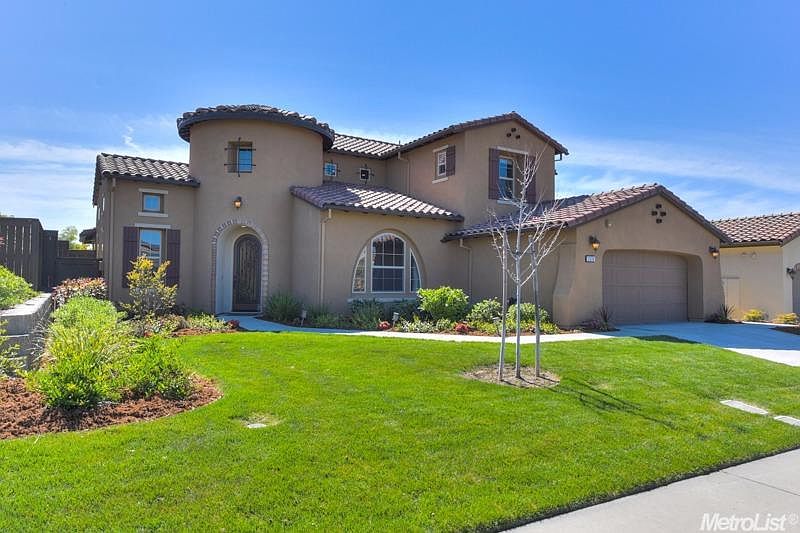 2nd image of 2316 Picasso Way