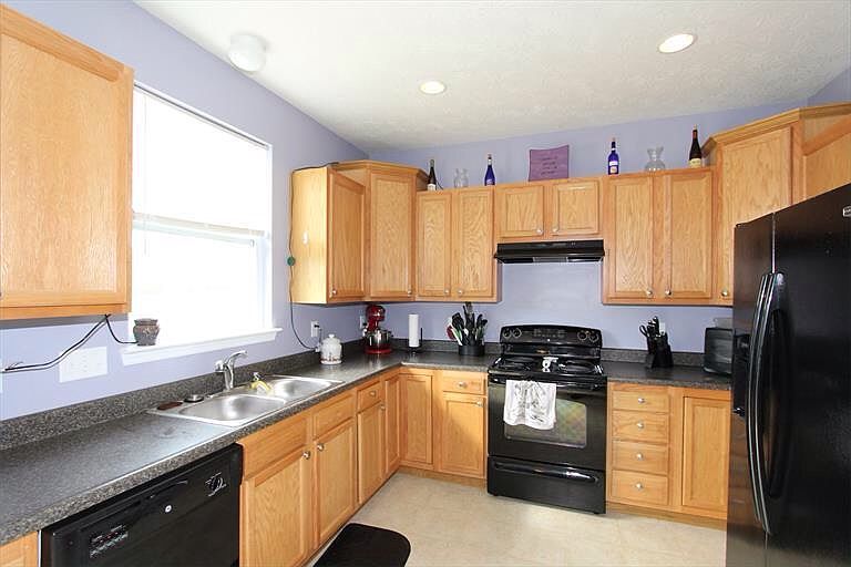1st image of 4041 Oakland Hills Dr