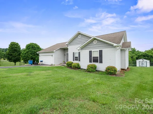 1670 Jamestown Rd, Morganton, NC 28655