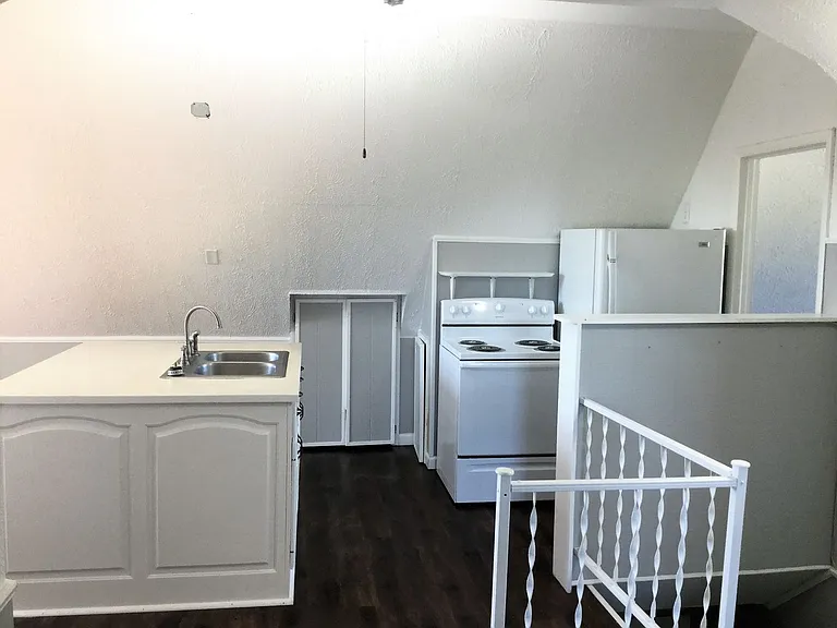 935 Farrington St #&-424 — Photo 10