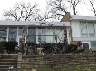 2813 Regner Rd, McHenry, IL 60051