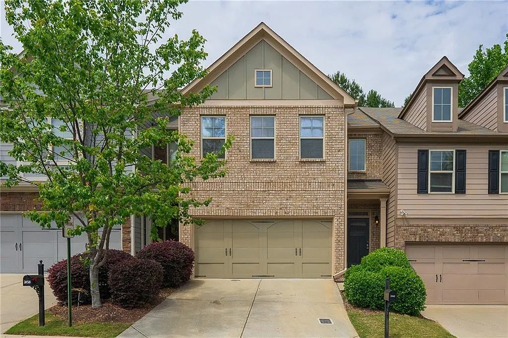 3 bed, 2.5 bath, 1926 sqft, $2,950 — Photo 1