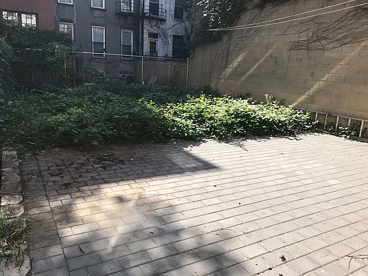 Rented by Realty Collective | media 15