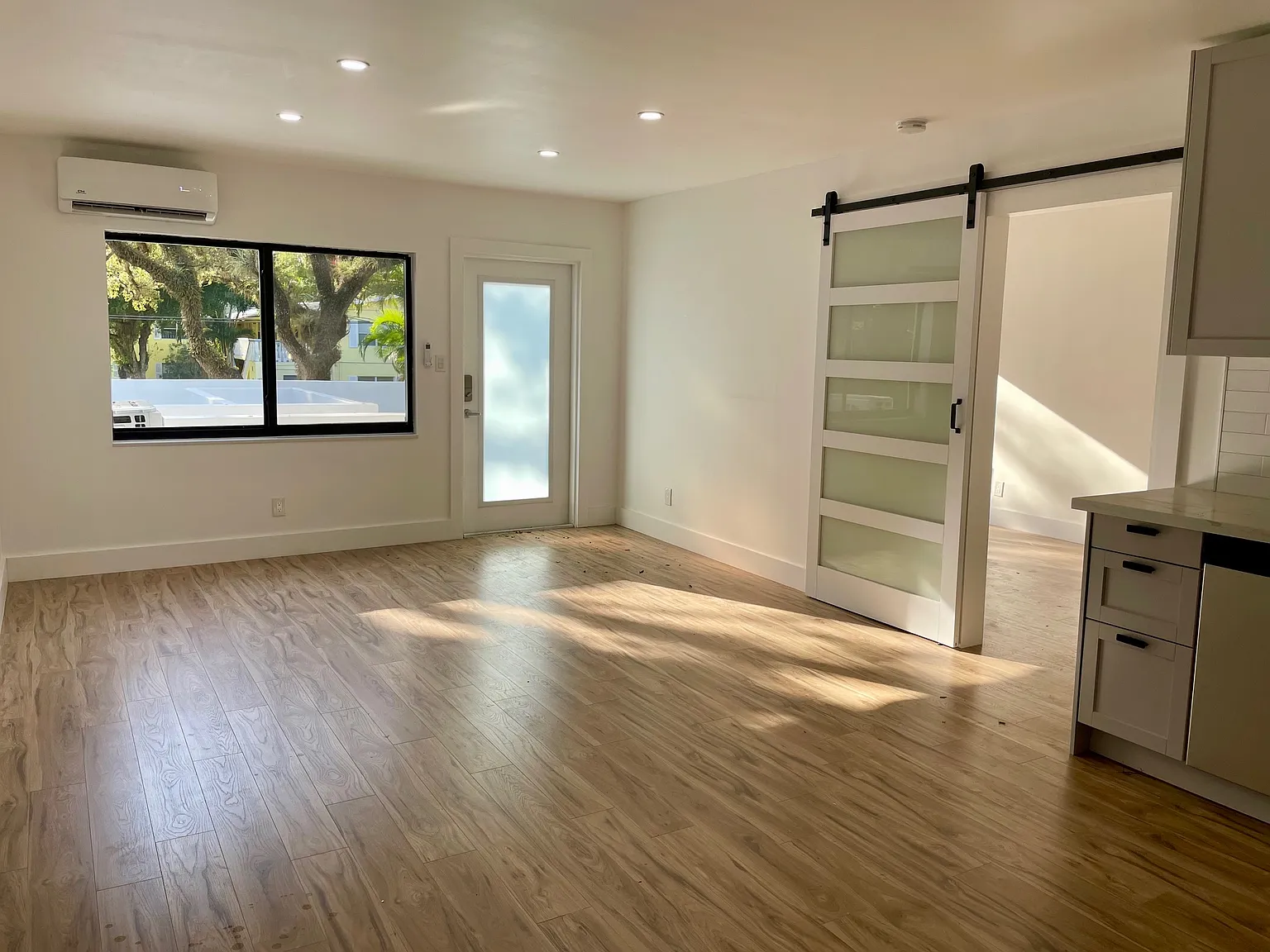 1 bed, 650 sqft, $2,175 — Photo 4