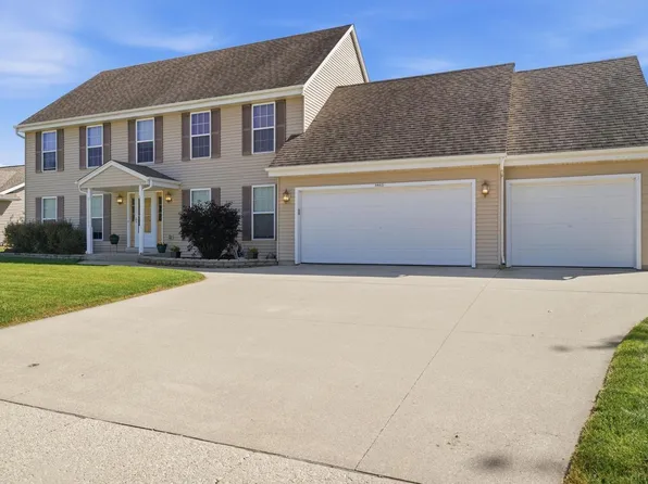 1413 Lee AVENUE, West Bend, WI 53090