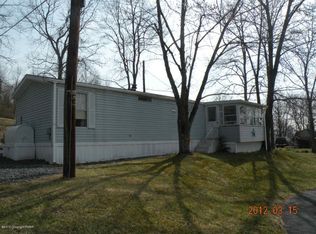 R Own Lake Trailer Court Lt20, Stroudsburg, PA 18360
