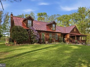 330 Sideling Mountain Dr, Paw Paw, WV 25434