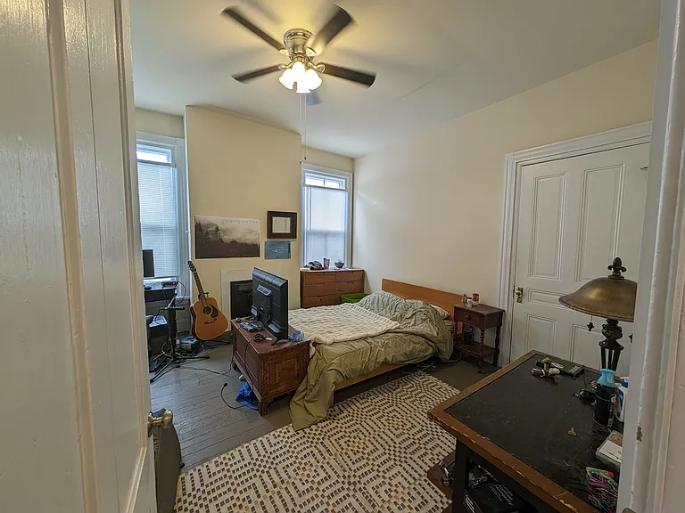 2115 E Marshall St #A — Photo 15