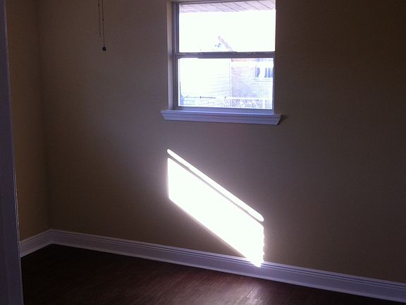 3rd image of 4830 Rosemont Pl #1