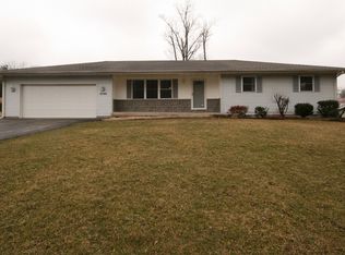 3744 E Lake Shore Dr, Decatur, IL 62521
