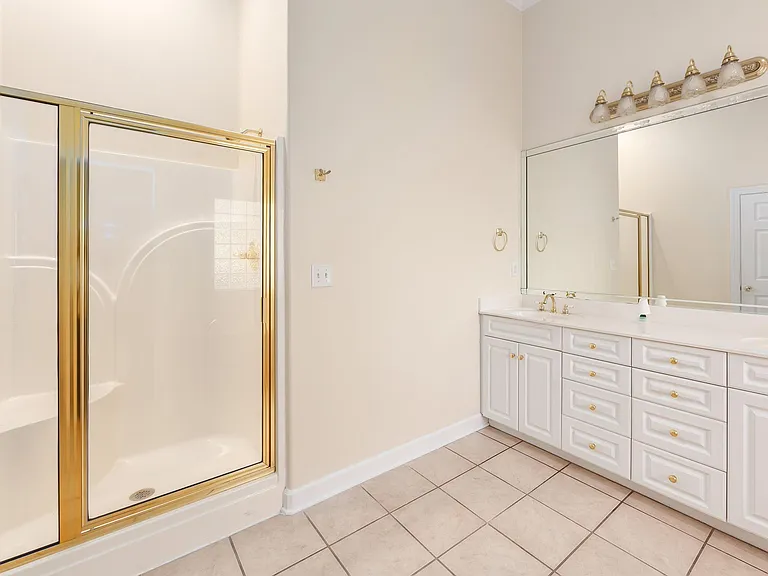 108 Barrett Pl — Photo 14