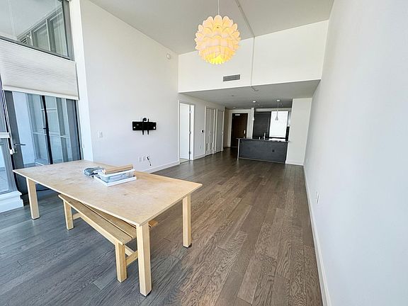 2nd image of 435 China Basin St Unit 209