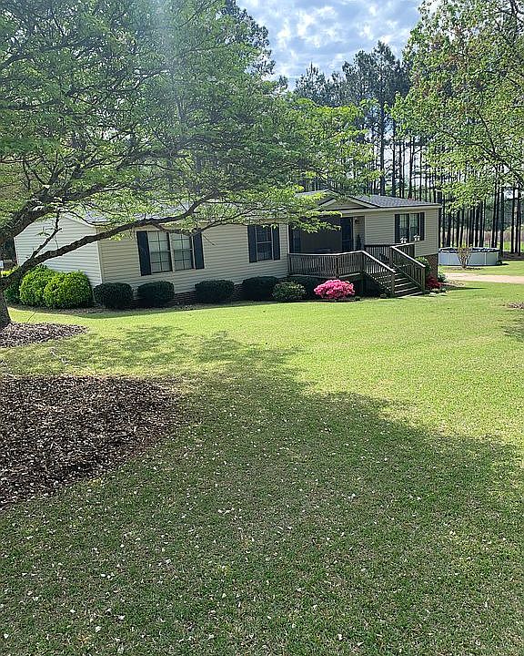 2nd image of 119 Cozy Hollow Dr