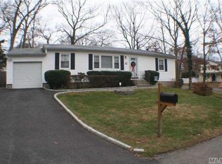 47 Forest Ave, Lake Grove, NY 11755