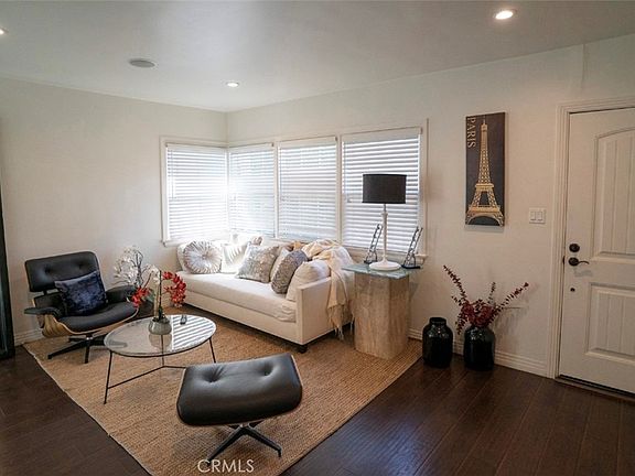 2nd image of 3314 Barham Blvd