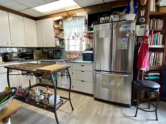 5th image of 2002 Holland Ave