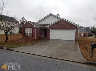2441 Raven Cir, Lithonia, GA 30058
