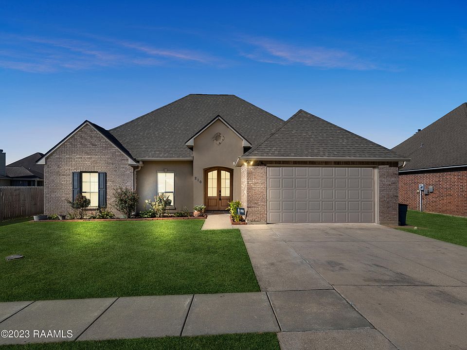 1st image of 210 Arsenal Dr