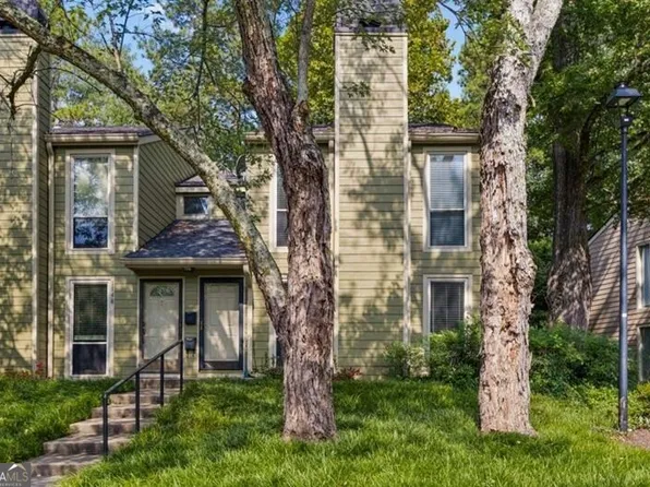 1147 Riverbend Club Dr SE, Atlanta, GA 30339