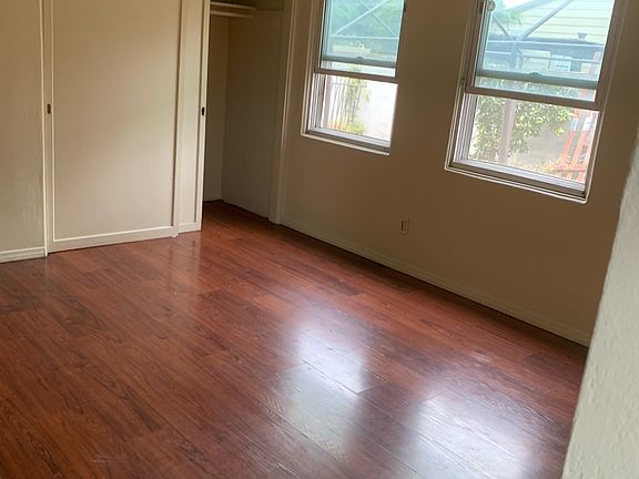 3rd image of 823 4th Ave