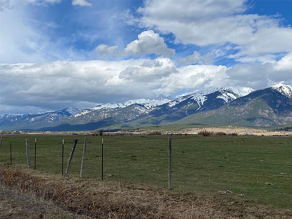 4th image of Nhn Post Creek Rd E