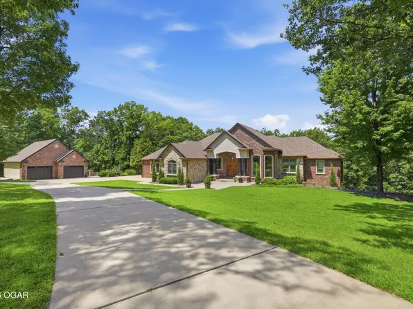 4550 Goldfinch Rd, Joplin, MO 64804