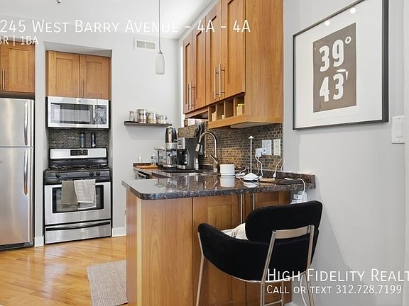 5th image of 2245 W Barry Ave APT 4A