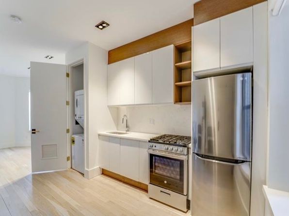 32 Magnolia Ave #101