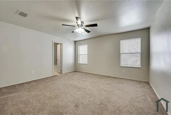 1109 Boxwood Dr — Photo 15