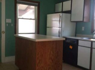 3122 S 15th Pl, Milwaukee, WI 53215