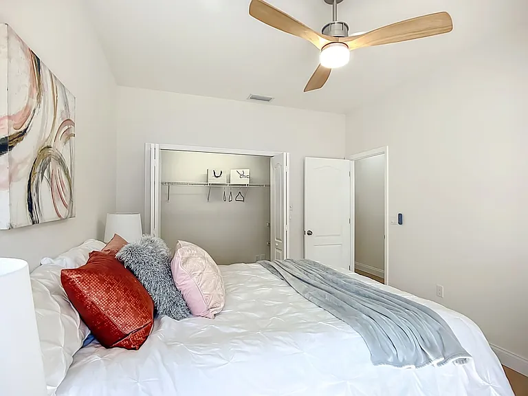 2960 Sandringham Pl — Photo 21