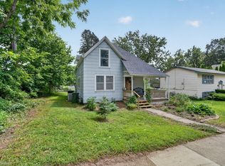 1310 Iowa St, Cedar Falls, IA 50613