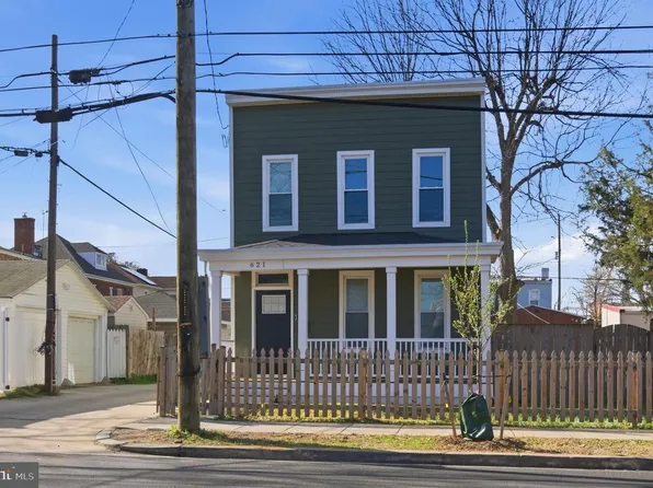 621 Malcolm X Ave SE, Washington, DC 20032