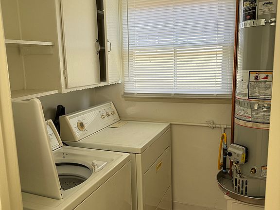 5th image of 3109 W Clark Ave #A