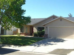 2625 Meadowview Dr, Red Bluff, CA 96080