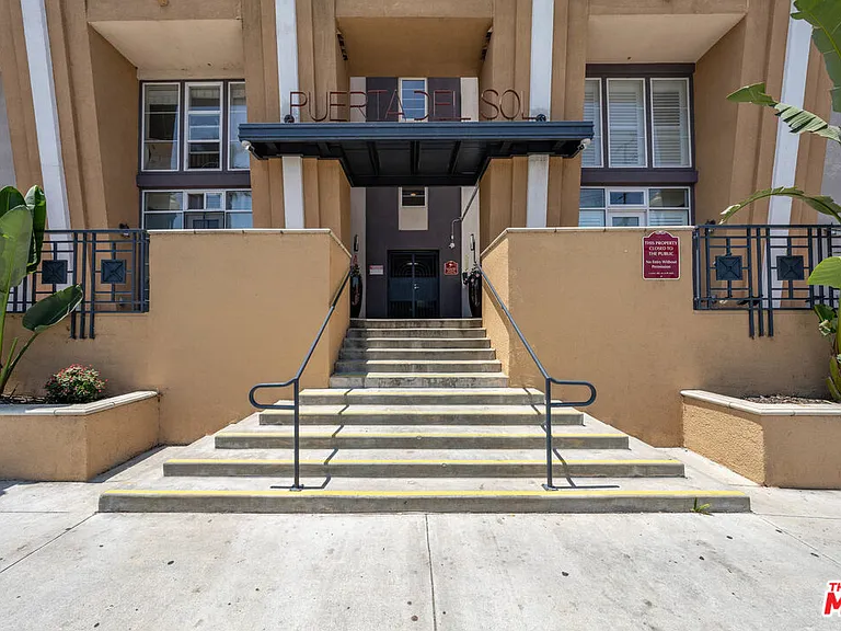 360 Avenue 26 #107 — Photo 2
