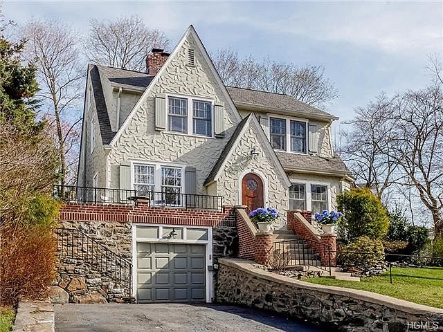 1st image of 91 W Brookside Dr