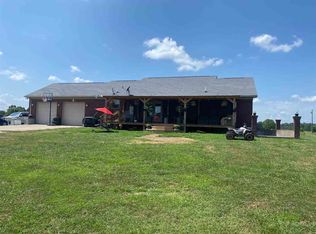 606 Lawrence Hayes Rd, Caneyville, KY 42721
