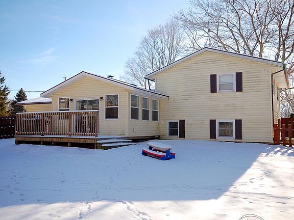 3rd image of 6717 Paw Paw Ave