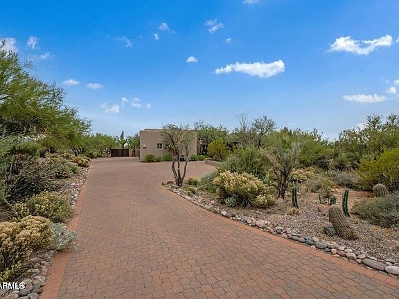 2nd image of 8400 E Dixileta Dr Unit 137